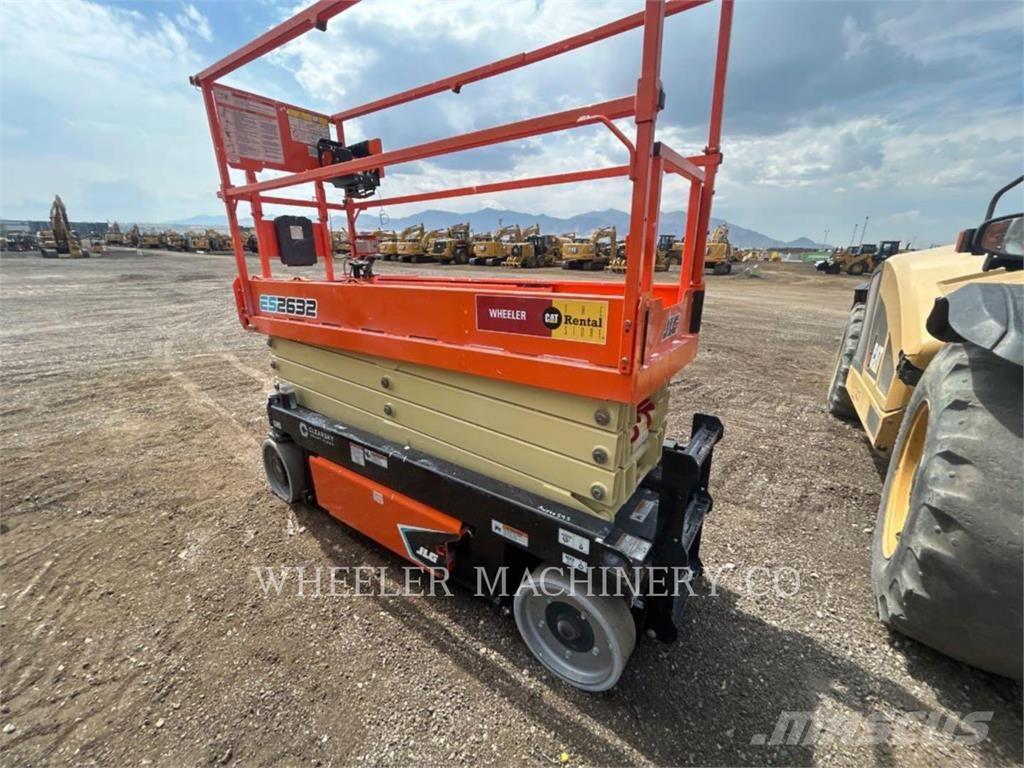 JLG ES2632 Schaarhoogwerkers