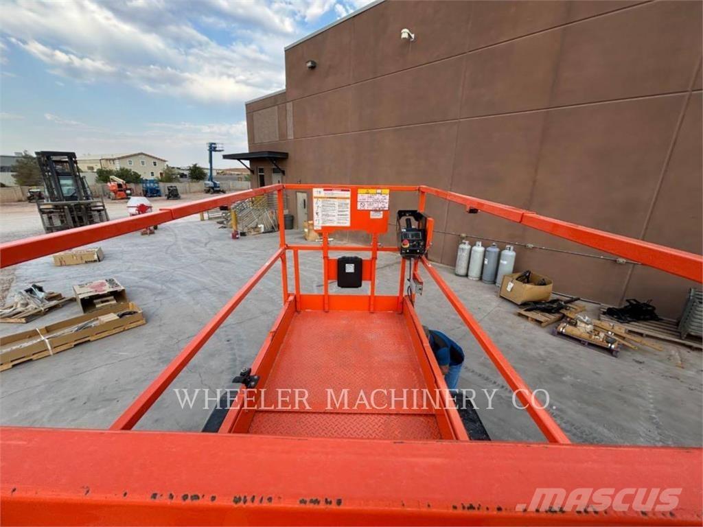 JLG ES3246 Schaarhoogwerkers