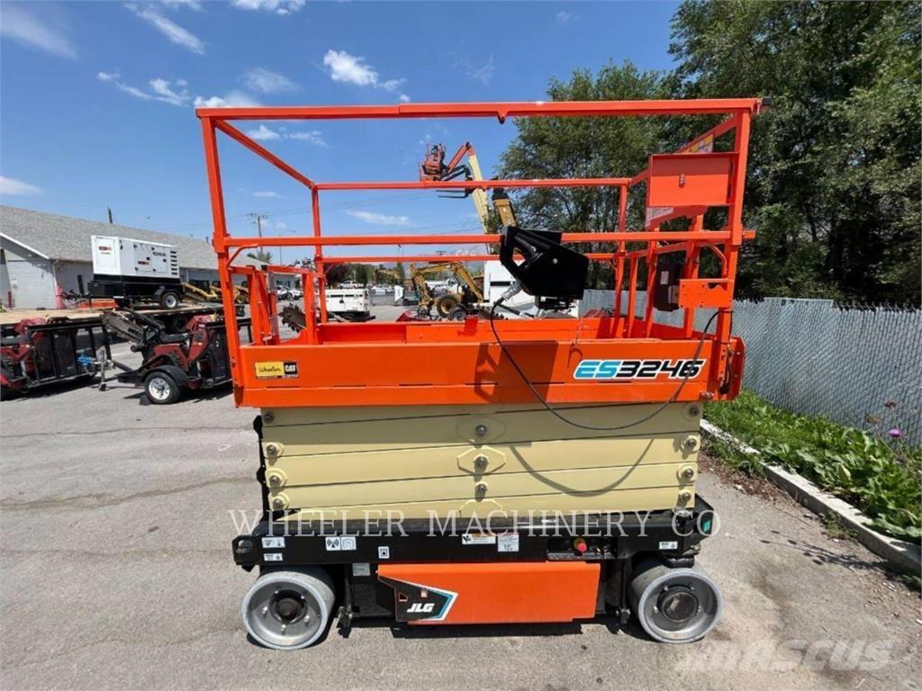 JLG ES3246 Schaarhoogwerkers