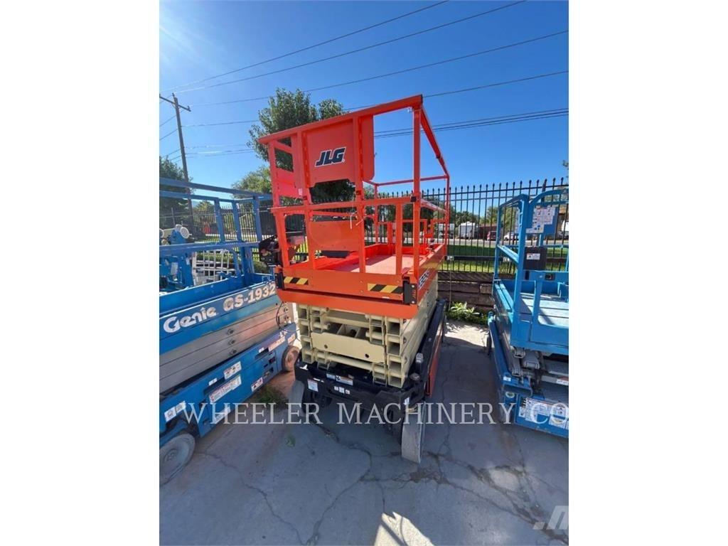 JLG ES3246 Schaarhoogwerkers