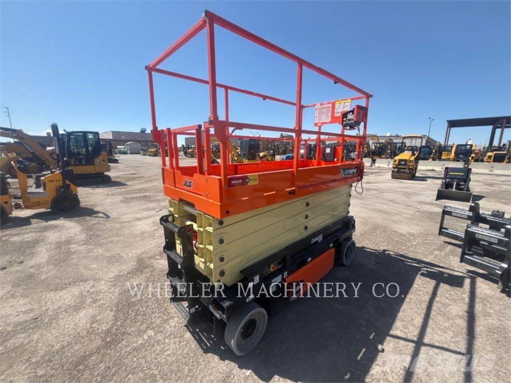 JLG ES4046 Schaarhoogwerkers