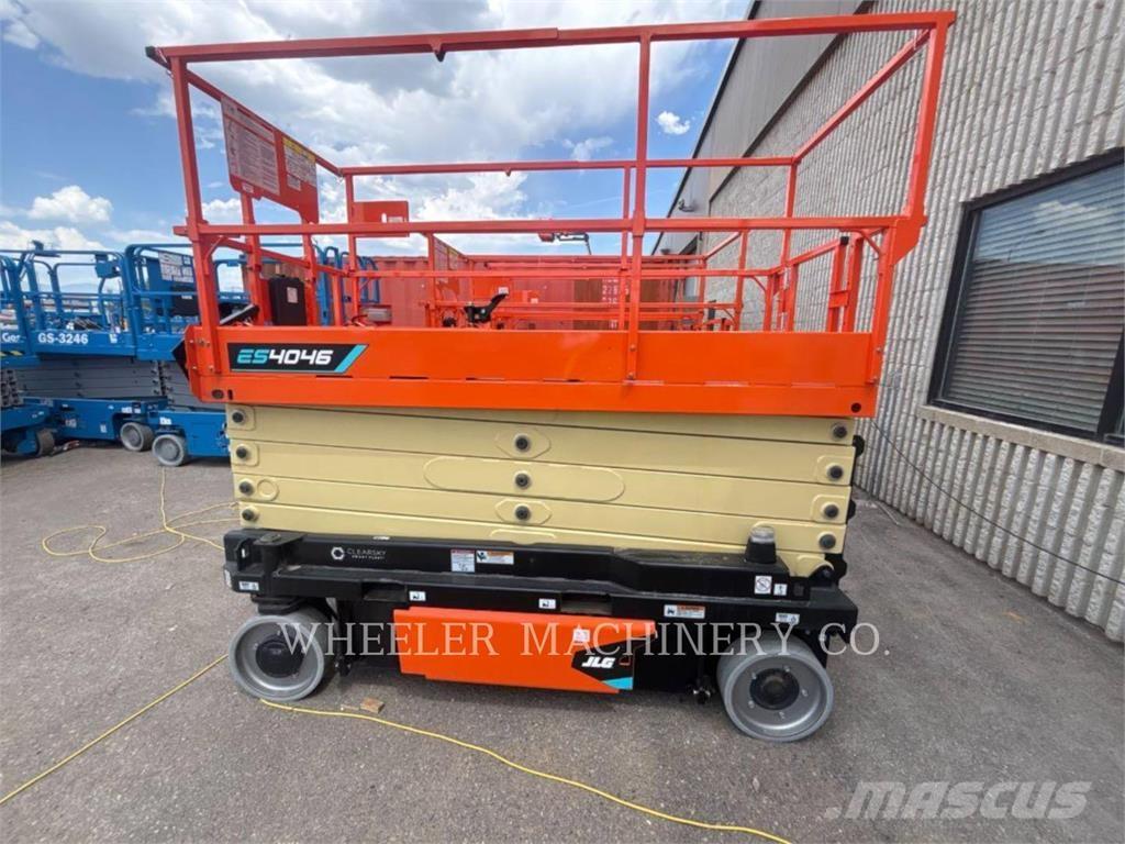JLG ES4046 Schaarhoogwerkers