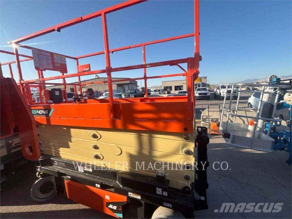 JLG ES4046 Schaarhoogwerkers