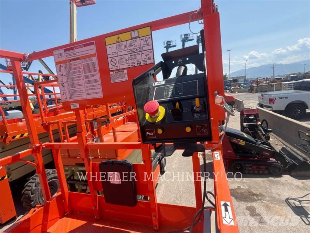 JLG ES4046 Schaarhoogwerkers