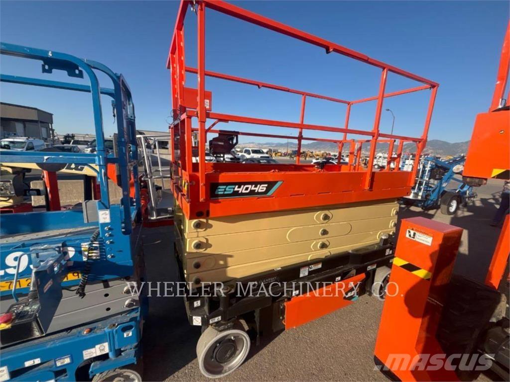 JLG ES4046 Schaarhoogwerkers