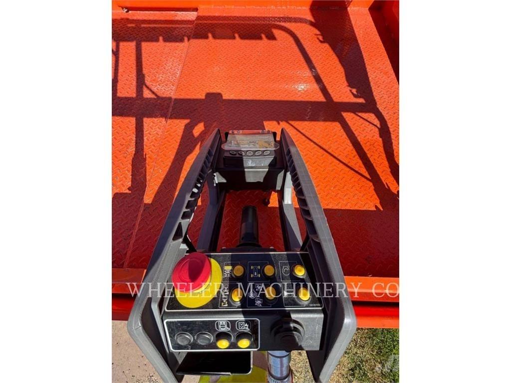 JLG RT3369 Schaarhoogwerkers