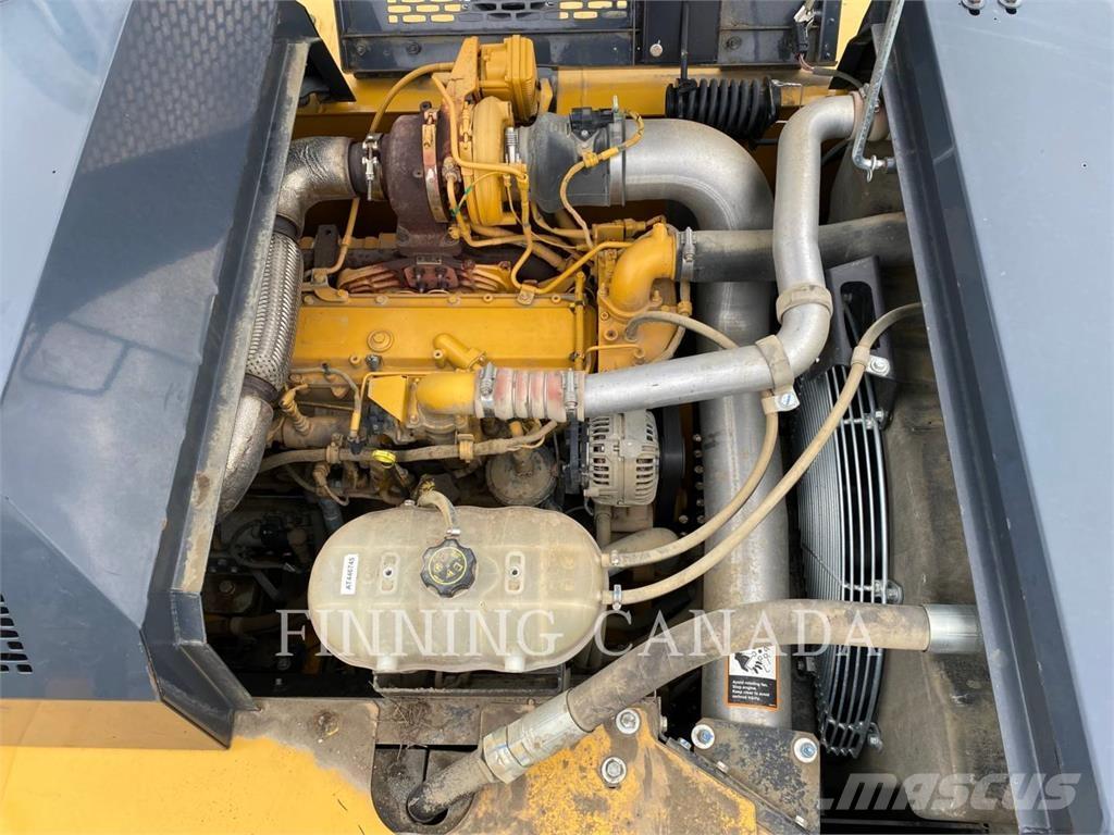 John Deere 210G Rupsgraafmachines