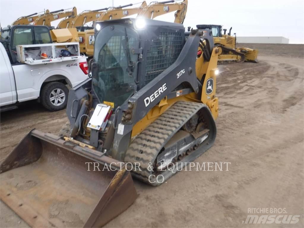 John Deere 317G Schrankladers