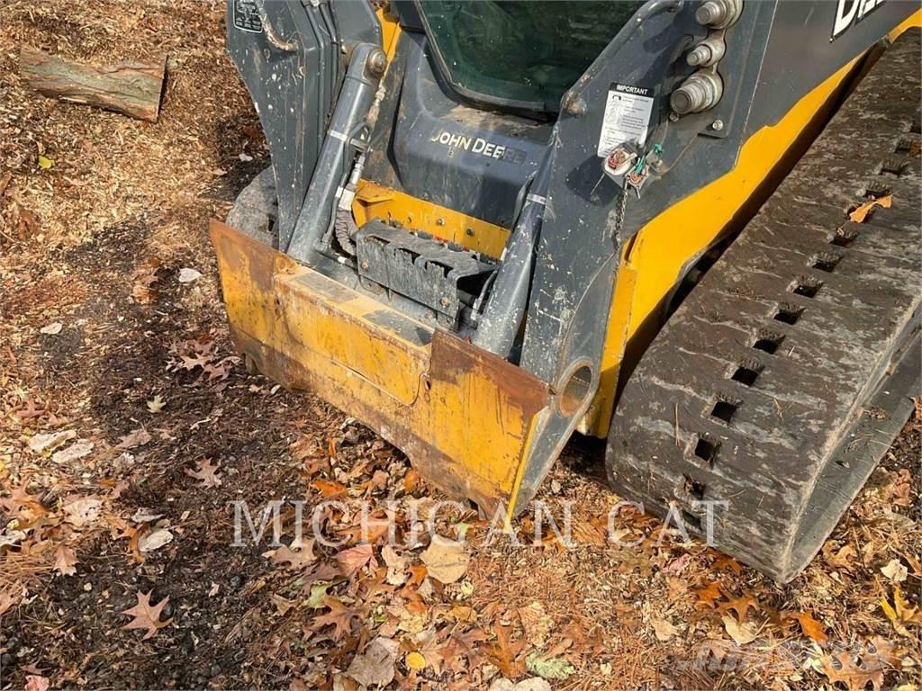 John Deere 325G Rupsladers