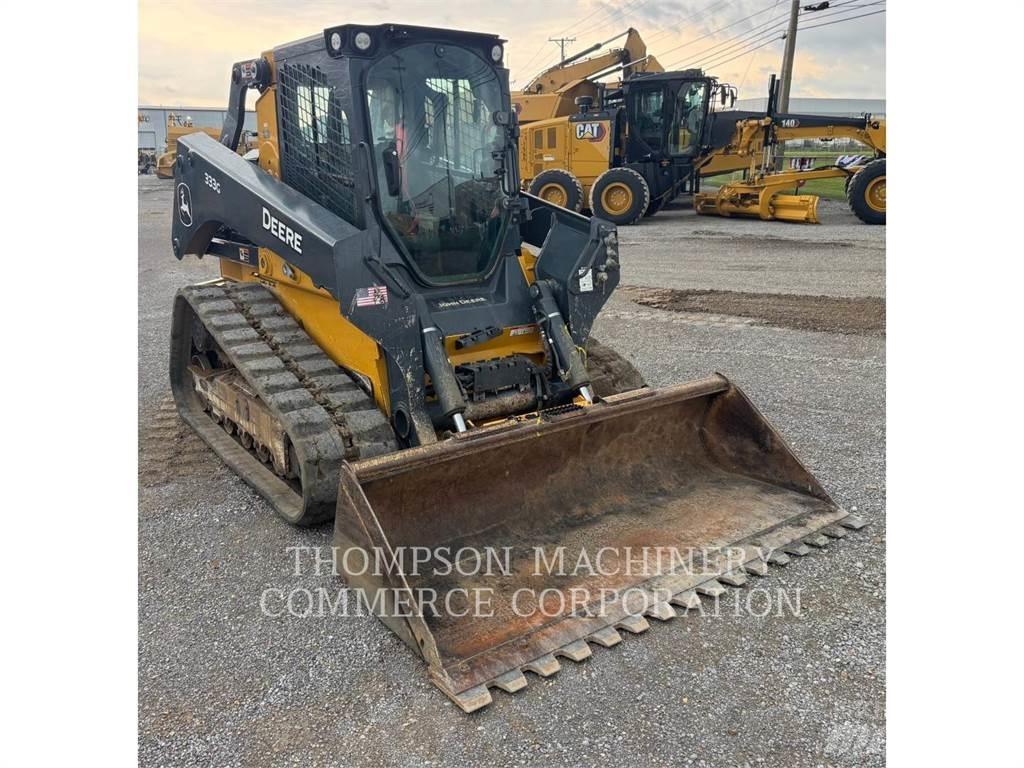 John Deere 333G Rupsladers
