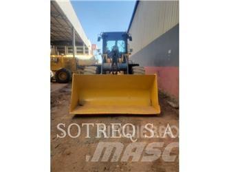 John Deere 524K Wielladers