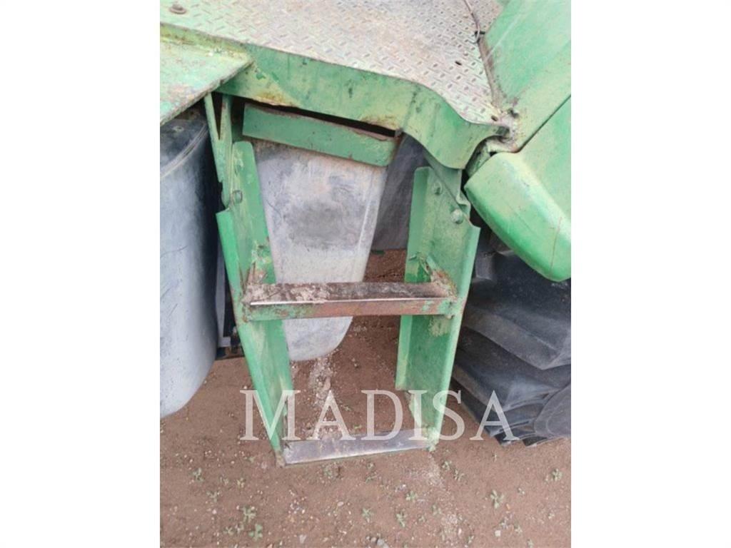 John Deere 6415 Tractoren