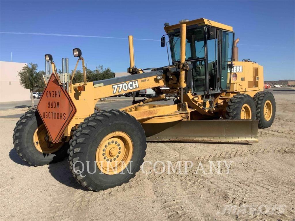 John Deere 770CH Graders