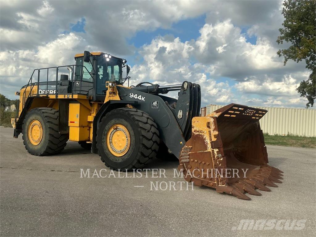 John Deere 944K Wielladers