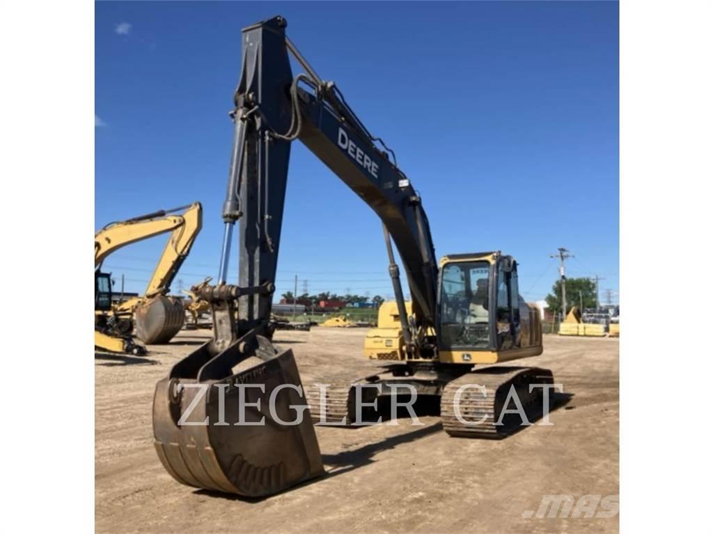 John Deere & CO. 200D Rupsgraafmachines