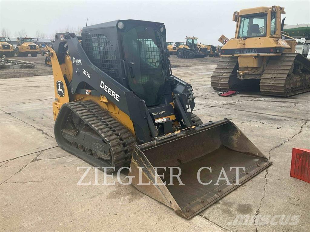 John Deere & CO. 317G Rupsladers