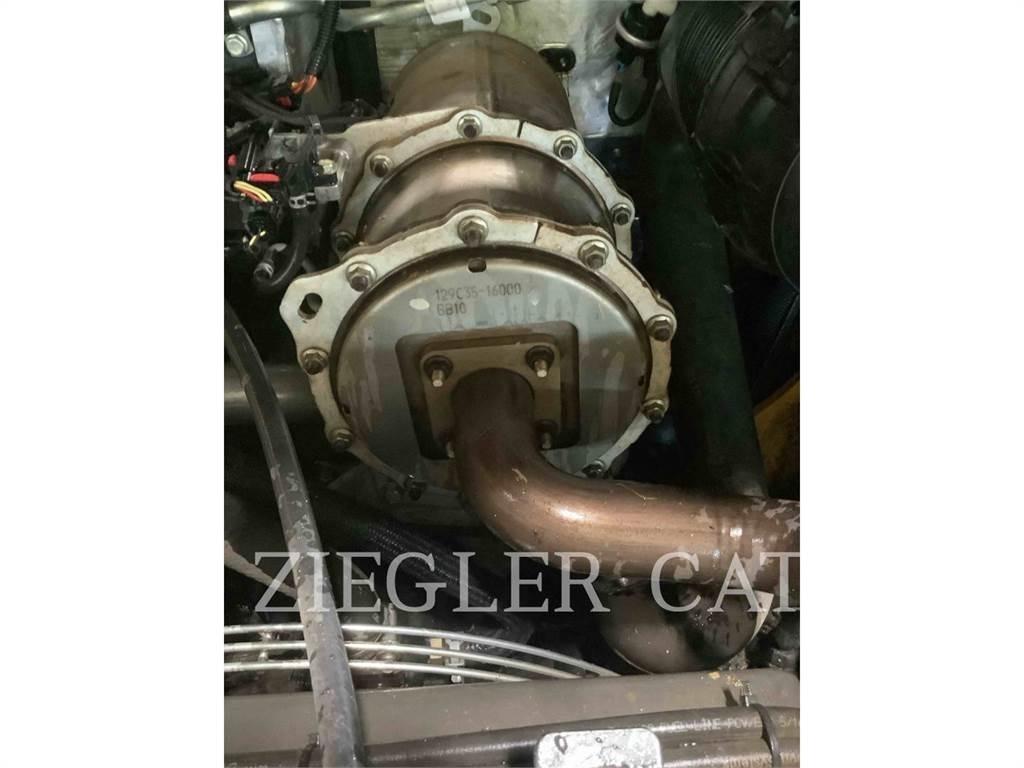 John Deere & CO. 318G Schrankladers