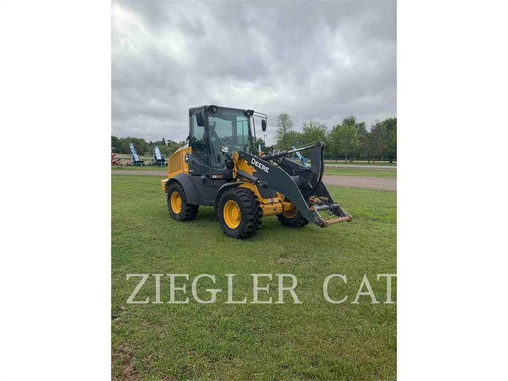 John Deere & CO. 324L Wielladers