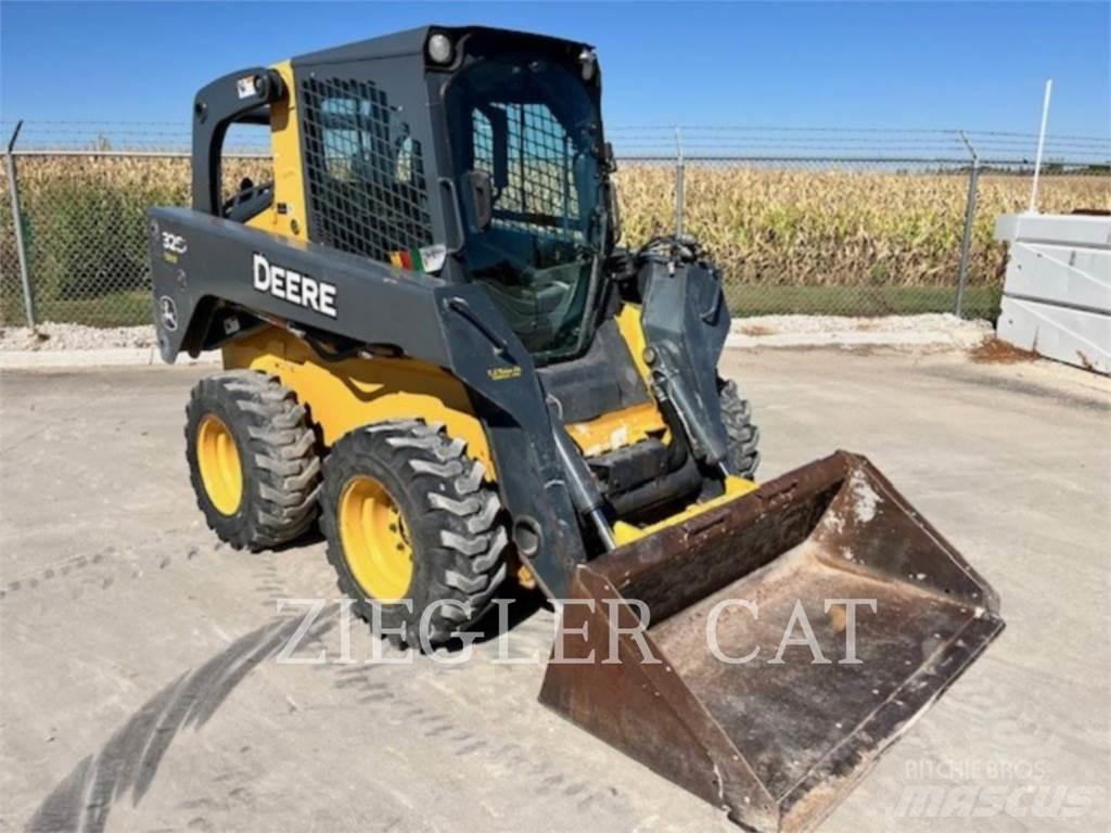 John Deere & CO. 328DS Schrankladers