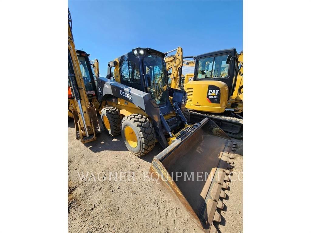 John Deere & CO. 332G Schrankladers