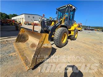 John Deere & CO. 444K Wielladers