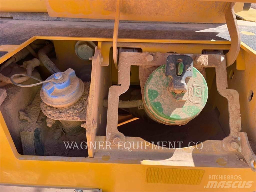 John Deere & CO. 544P Wielladers