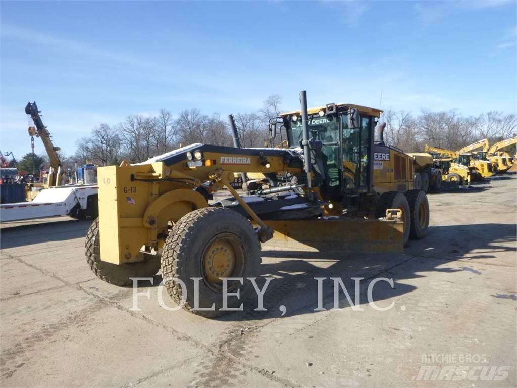 John Deere & CO. 672G Graders