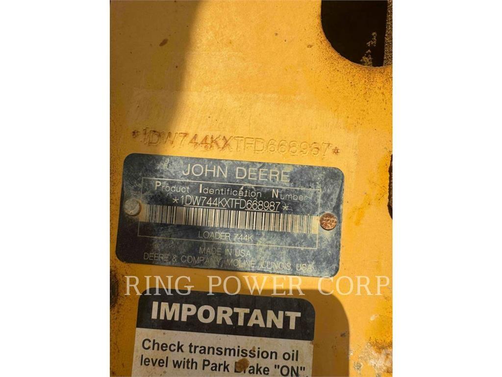 John Deere & CO. 744K Wielladers
