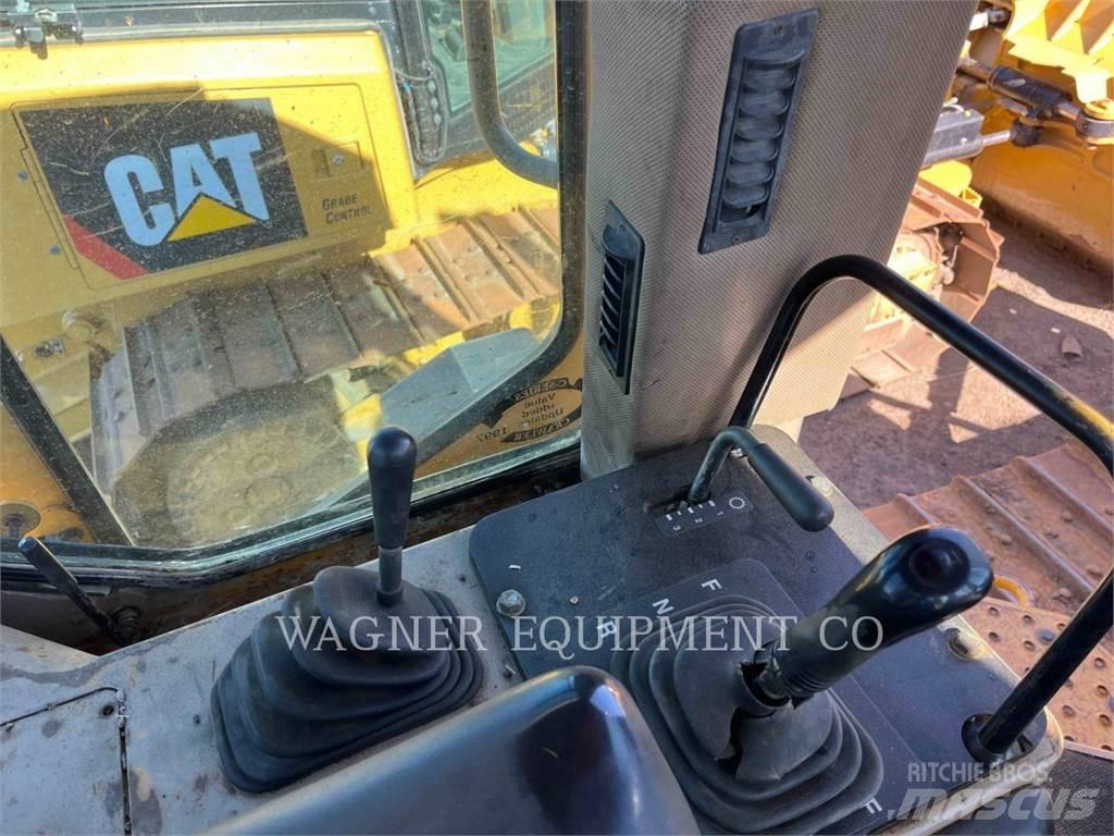 John Deere & CO. 750C LT Rupsdozers