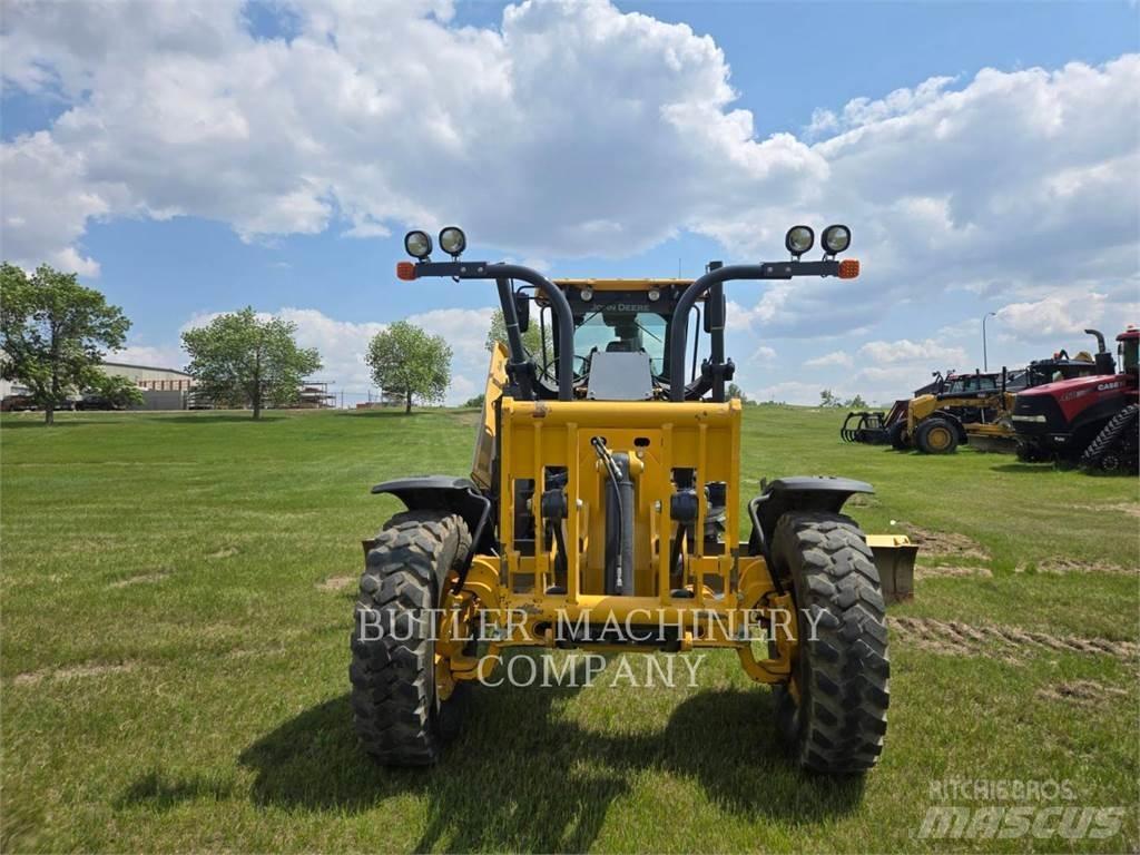 John Deere & CO. 770G Graders