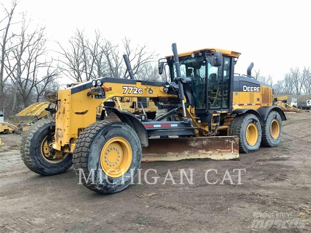 John Deere & CO. 772G Graders