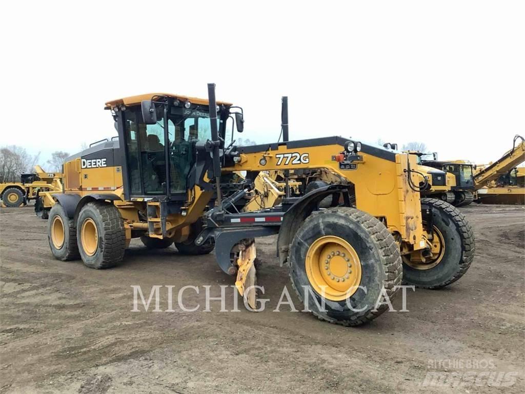 John Deere & CO. 772G Graders