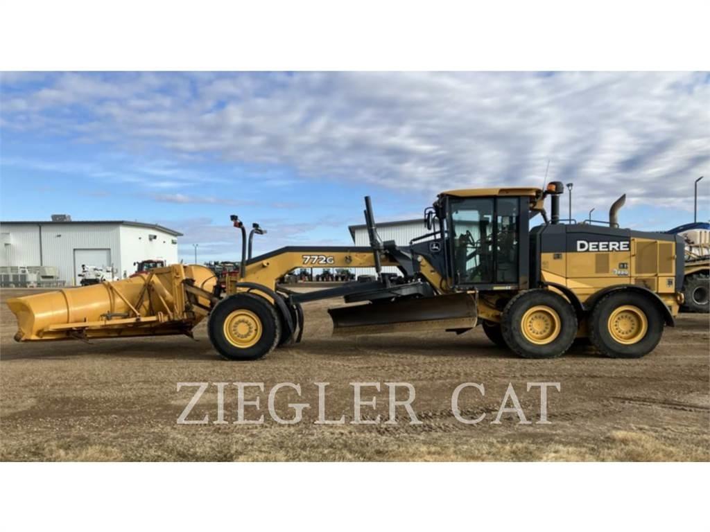 John Deere & CO. 772G_AO Graders