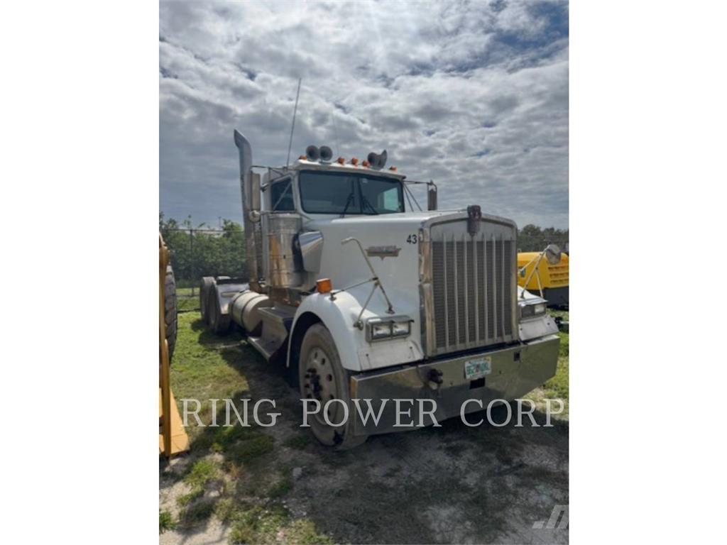 Kenworth W900S Anders