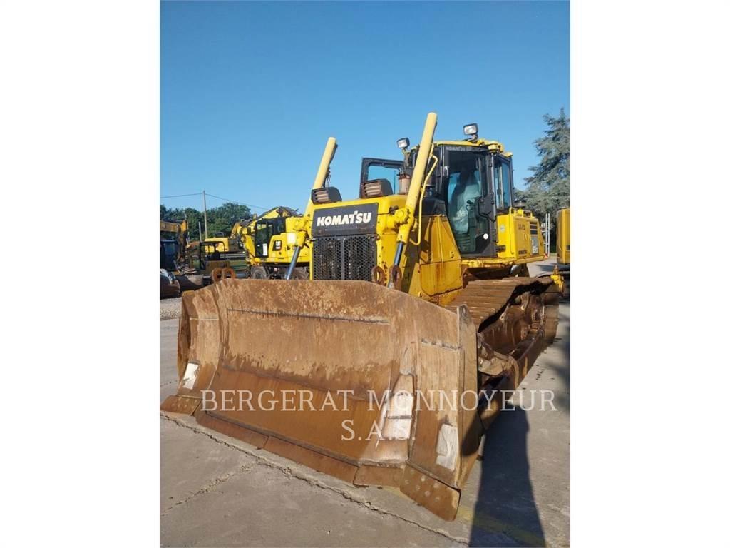 Komatsu D65 Rupsdozers