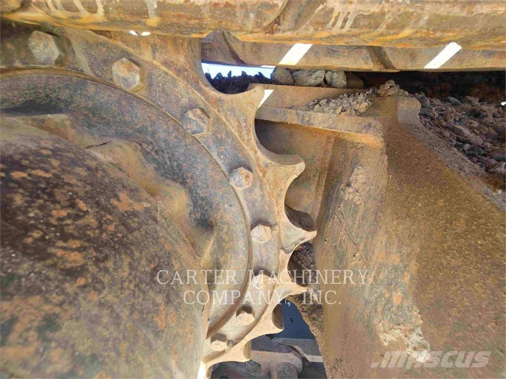 Komatsu PC220LC Rupsgraafmachines