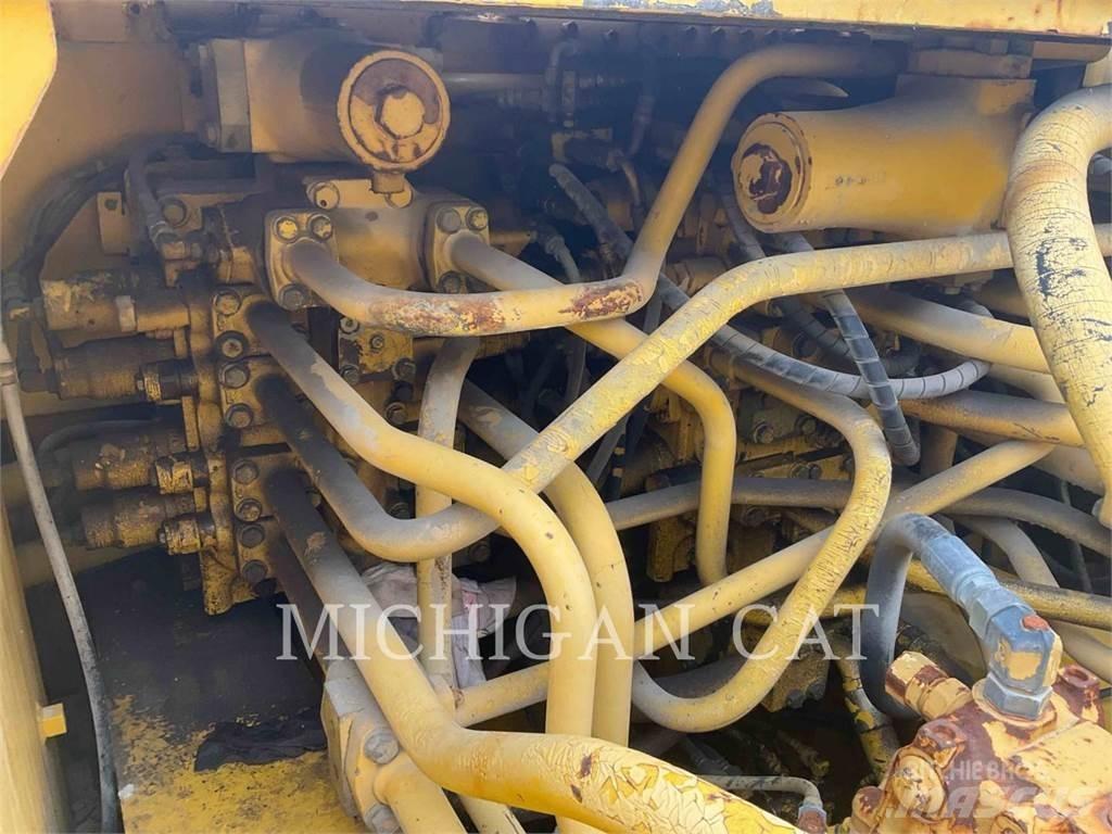 Komatsu PC750LC-6K Rupsgraafmachines