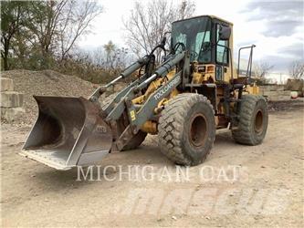 Komatsu WA250-3 Wielladers