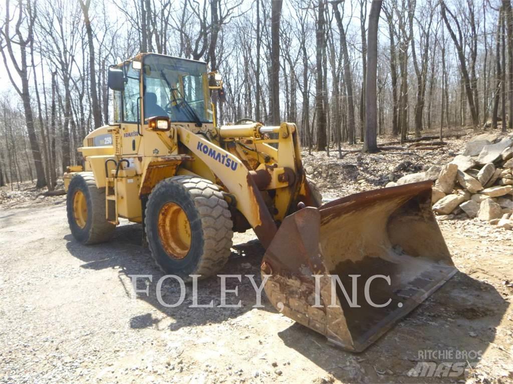 Komatsu WA250-5 Wielladers