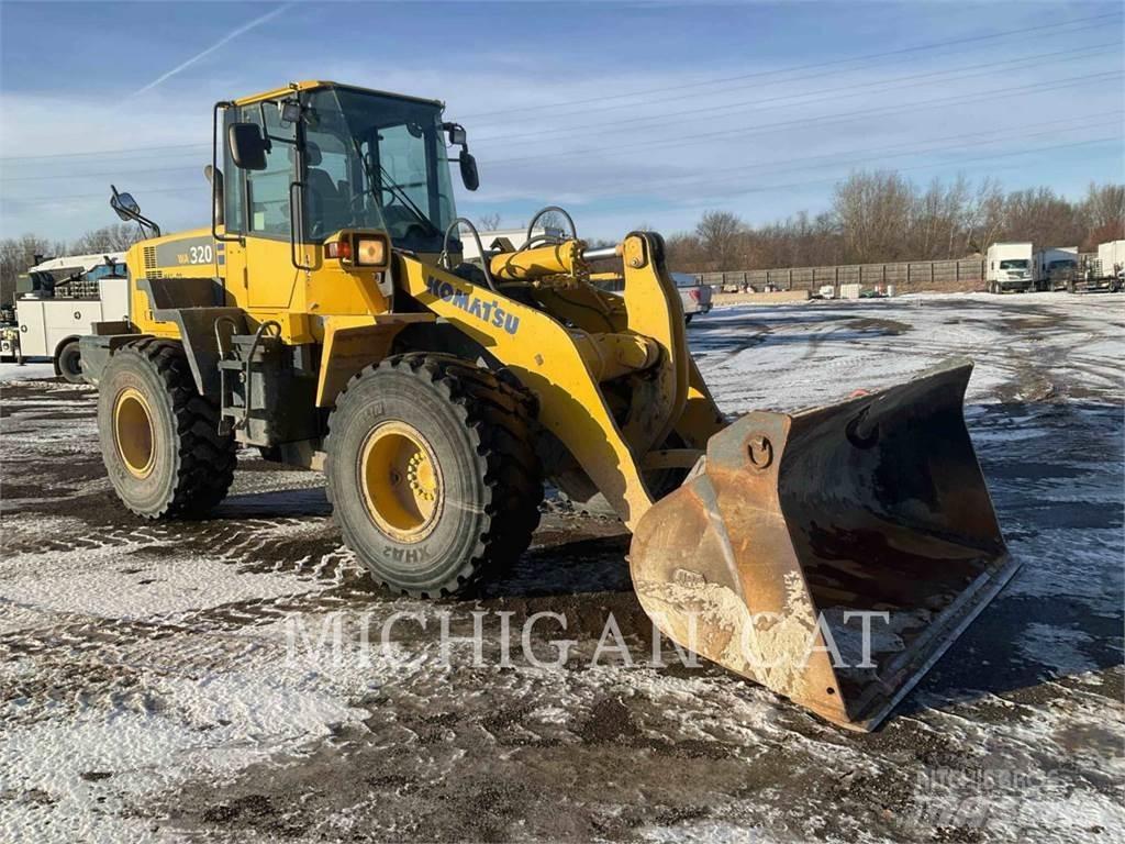Komatsu WA320-6 Wielladers
