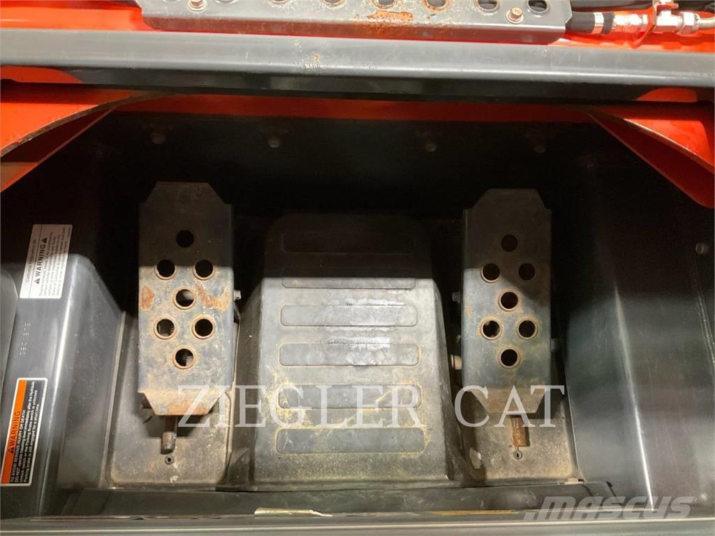 Kubota SSV75 Schrankladers