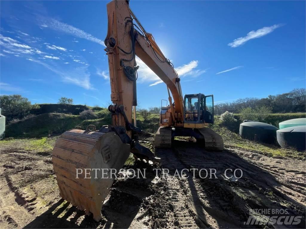 New Holland CX225 Rupsgraafmachines