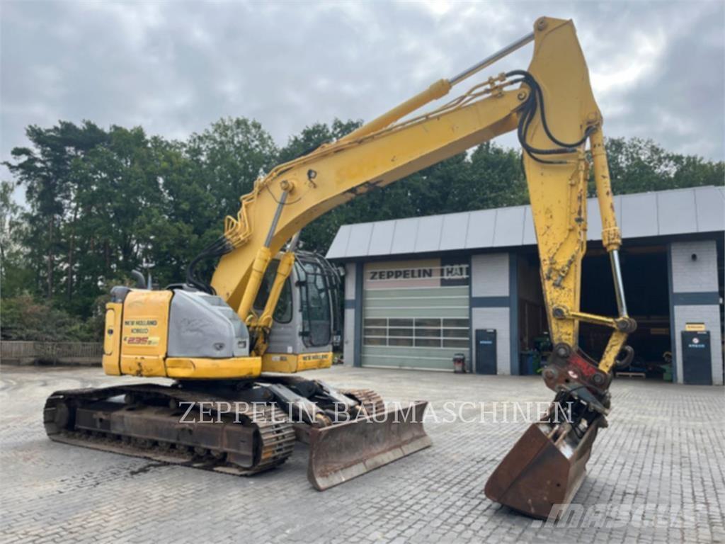 New Holland E235 Rupsgraafmachines