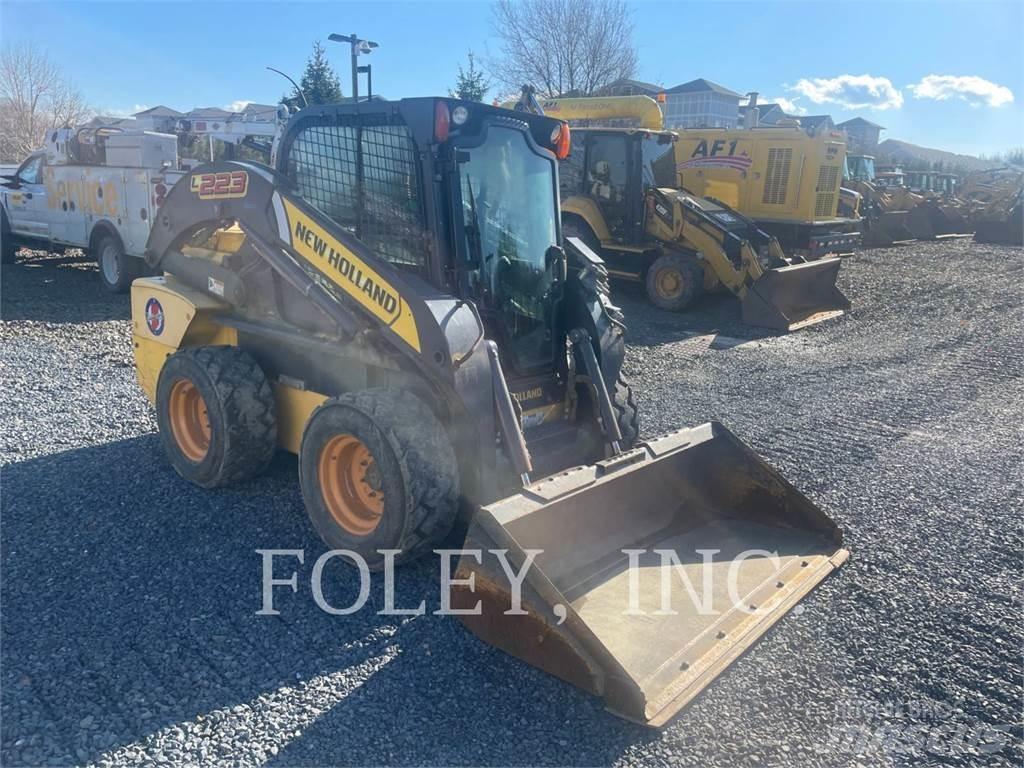 New Holland L223 Schrankladers