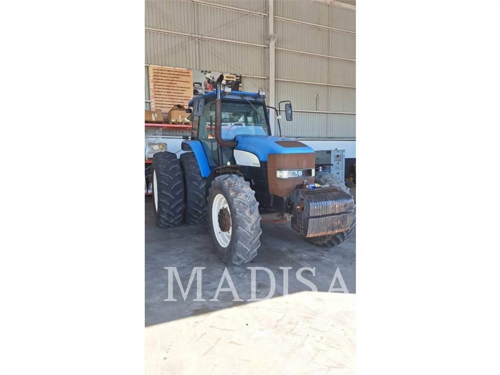 New Holland TM7030 Tractoren