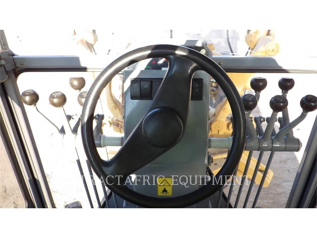 SEM MACHINERY SEM919 Graders