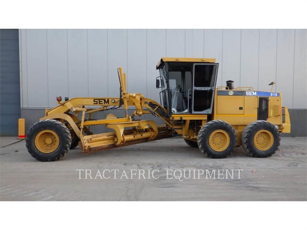 SEM MACHINERY SEM919 Graders