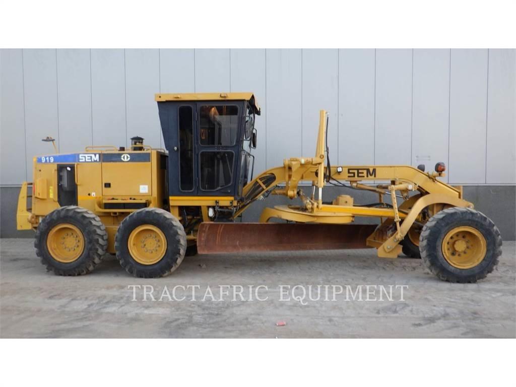 SEM MACHINERY SEM919 Graders