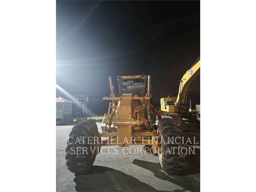 SEM MACHINERY SEM919 Graders