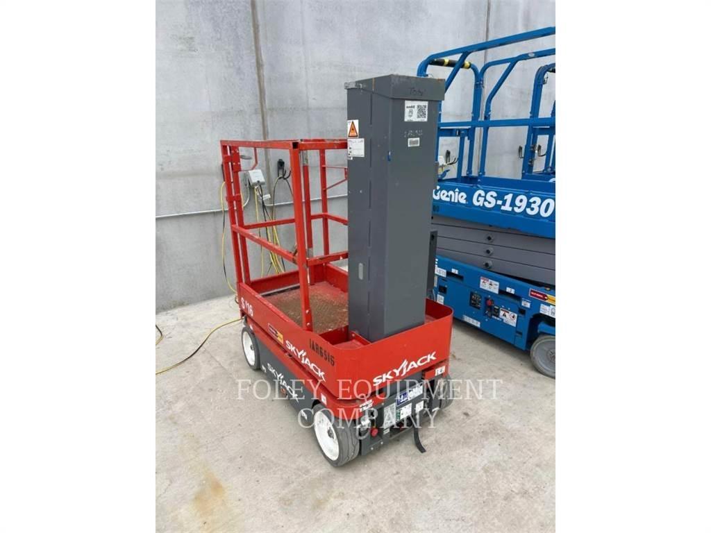 Skyjack (OBSOLETE) SJ16 Schaarhoogwerkers
